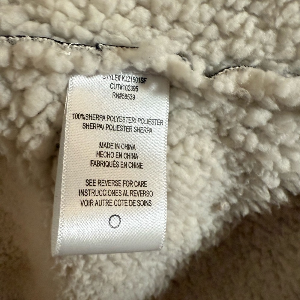Kut From the Kloth faux suede 100% Sherpa lined jacket size Medium - Picture 7 of 8